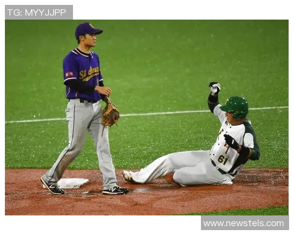 棒球经典赛B组激战正酣 各队全力以赴争夺晋级名额